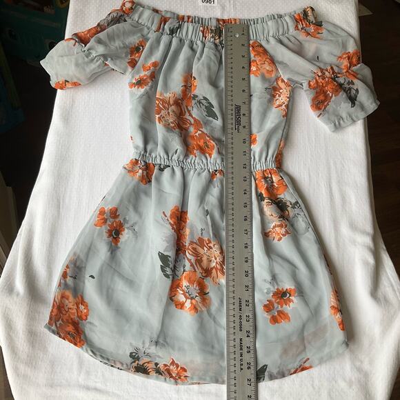 Hint of Blush Off Shoulder Above the Knee Cute Floral Dress size S,Blue & Orange - Picture 5 of 9